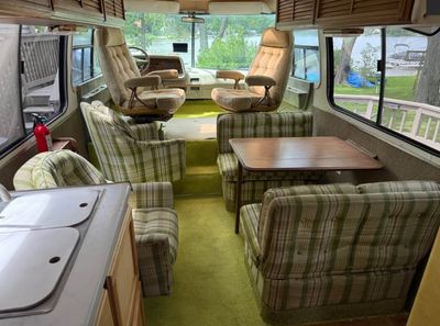 GMC Motorhome PALM BEACH 1976 GMC Motorhome PALM BEACH 1976