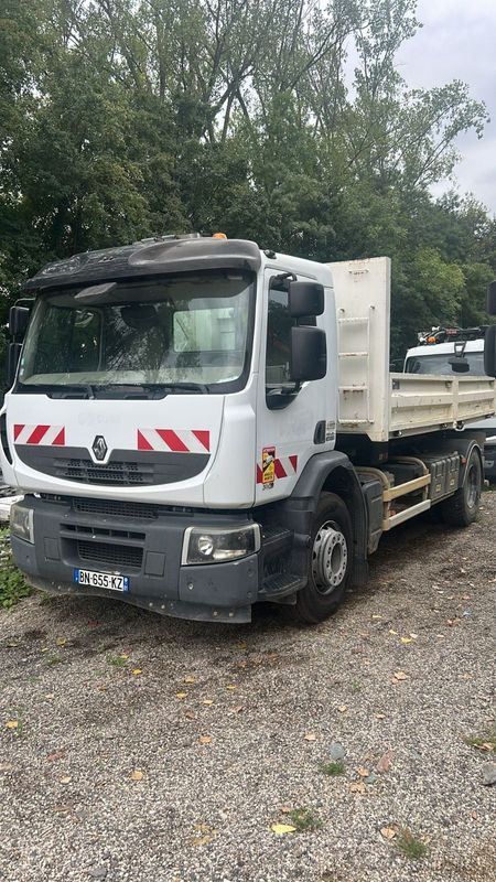 Camion RENAULT MIDLUM 310 DXI AMPLIROLL