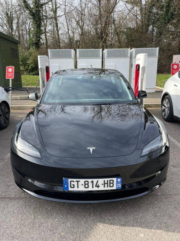 Tesla modèle 3 Standard RWD Highland (SoH) 100 %
