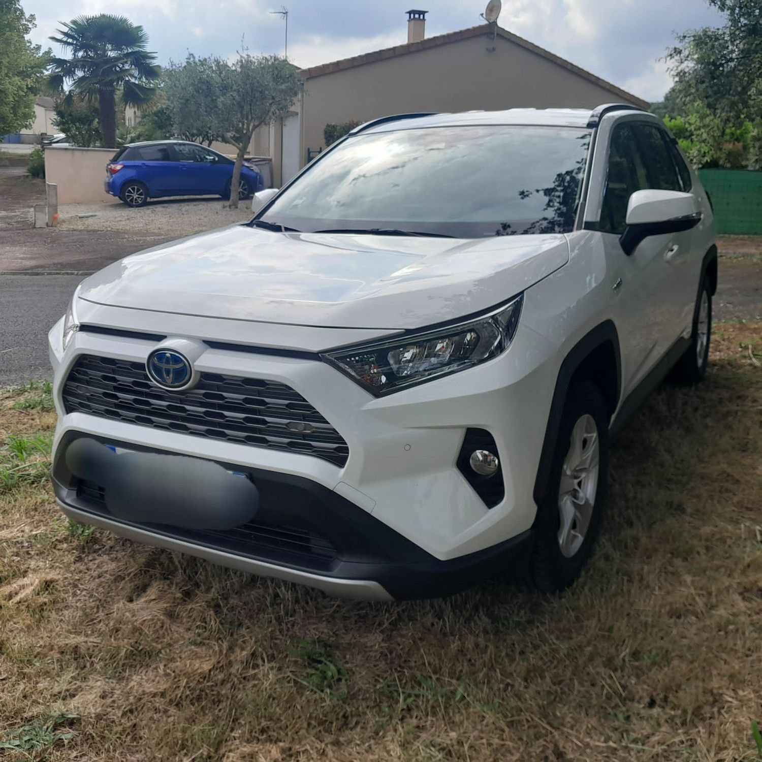 Toyota RAV4 2021 hybride Blanche