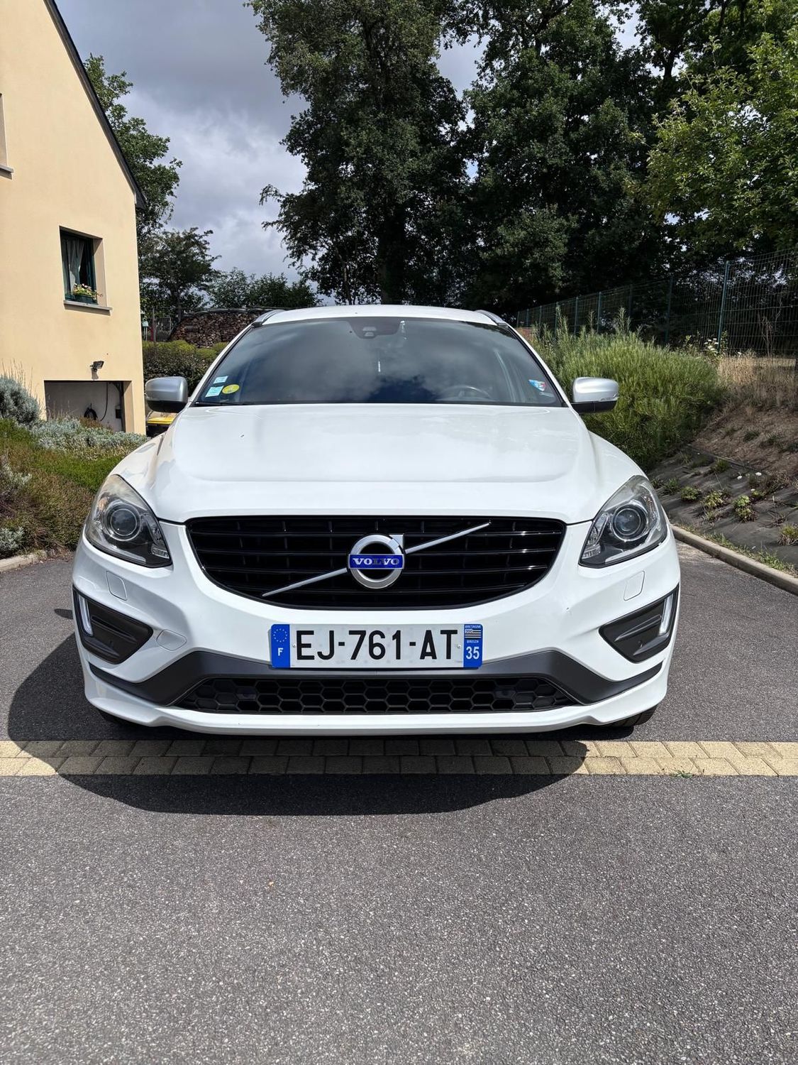 VOLVO XC60 D4 AWD 190ch R Design Geartronic
