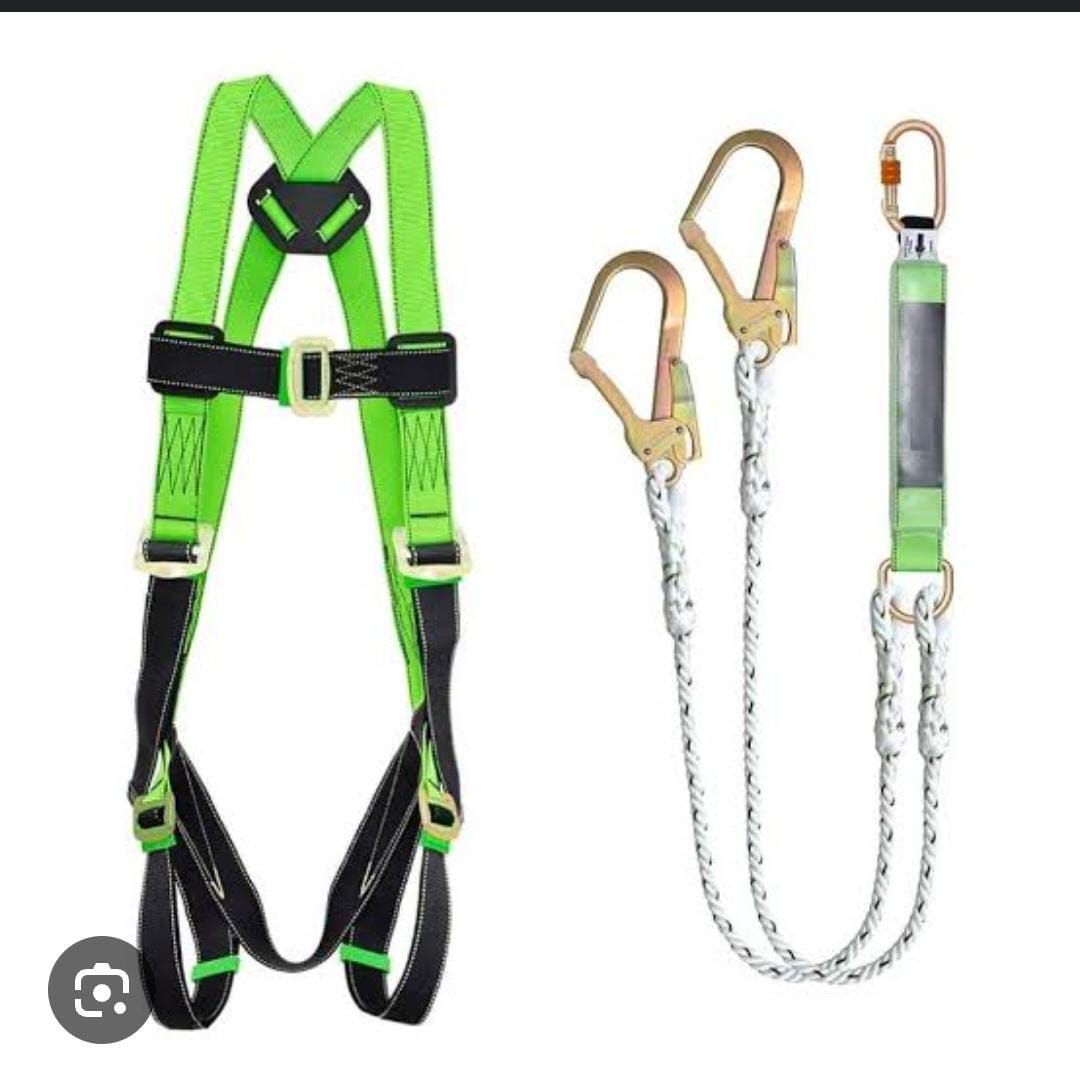 SAFETY HARNESS