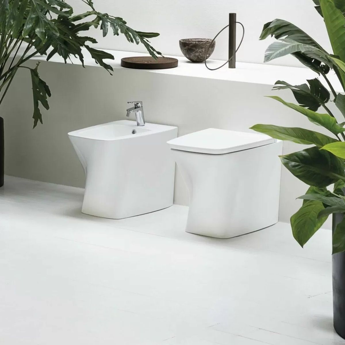 SERIE HERA IGIENICI FILO PARETE IN CERAMICA - AZZURRA