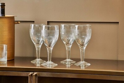 Mila Wine Glass - Clear