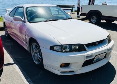 Nissan 1995 Skyline GT-R R33  4WD 5MT