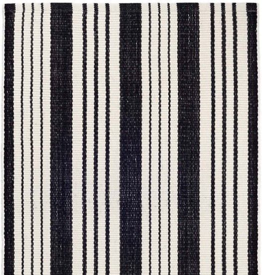 2.5x8' Black and White Vertical Striped Indoor/Outdoor Runner
