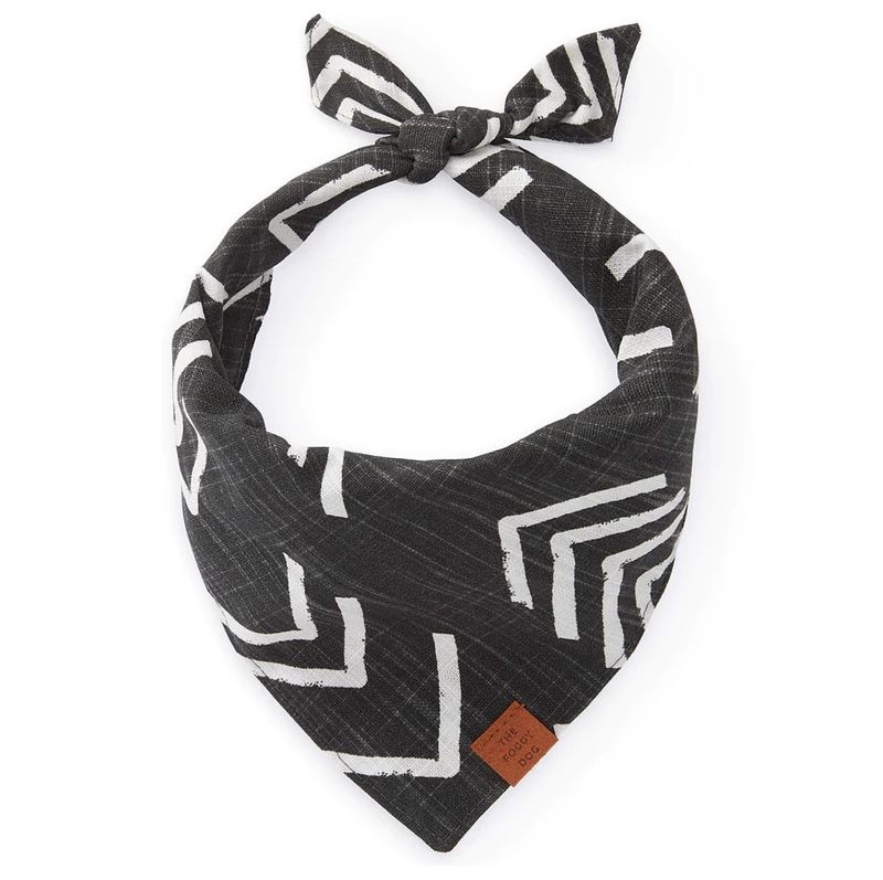 Black & White Chevron Pattern Bandana - Large