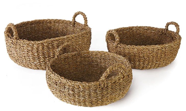 Medium Round Natural Seagrass Basket w/ Handles 18"Dia. x 8.5"H