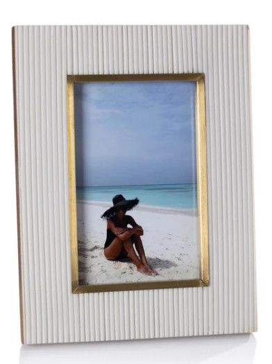 4x6 White Ribbed Resin w/ Brass Trim Picture Frame
