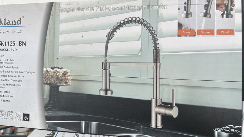 Single handle pull down kitchen faucet KSK1125-BN