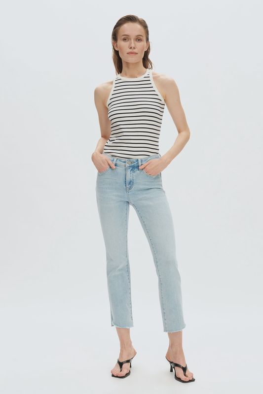 MID RISE BOOTCUT JEANS