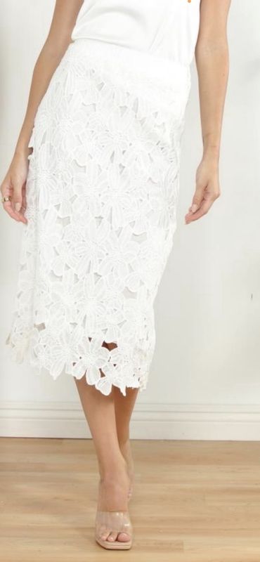LACE SKIRT
