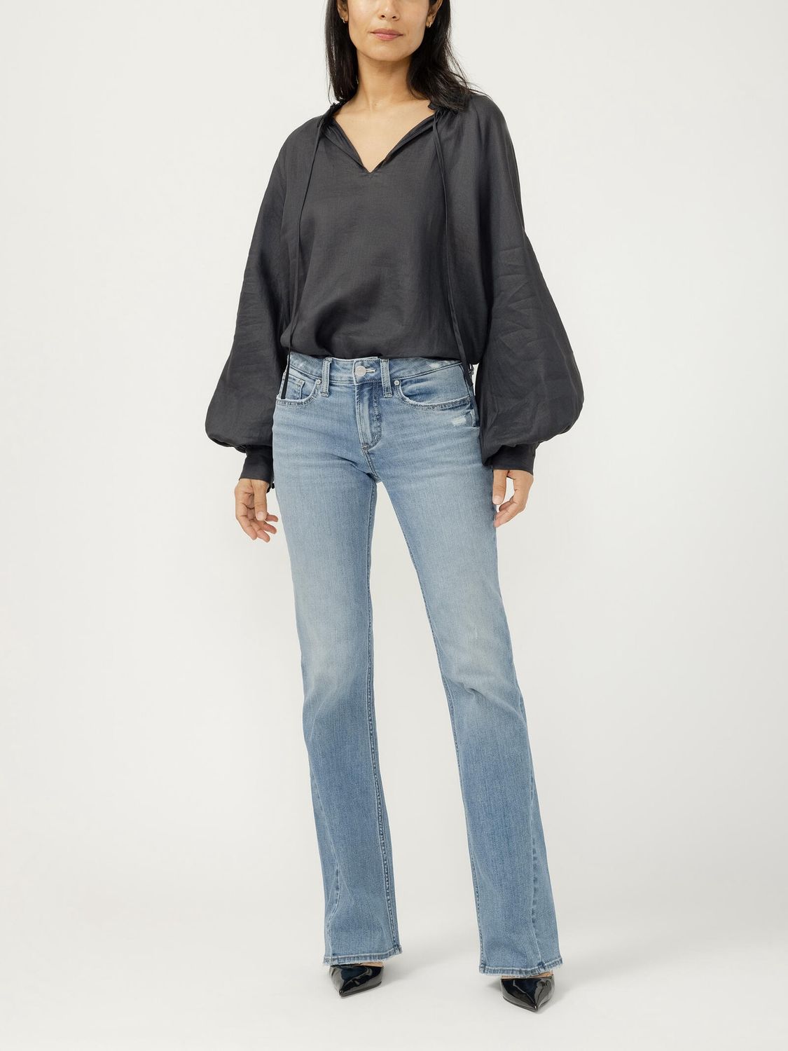 SUKI MID RISE BOOTCUT LUXE STRETCH JEANS