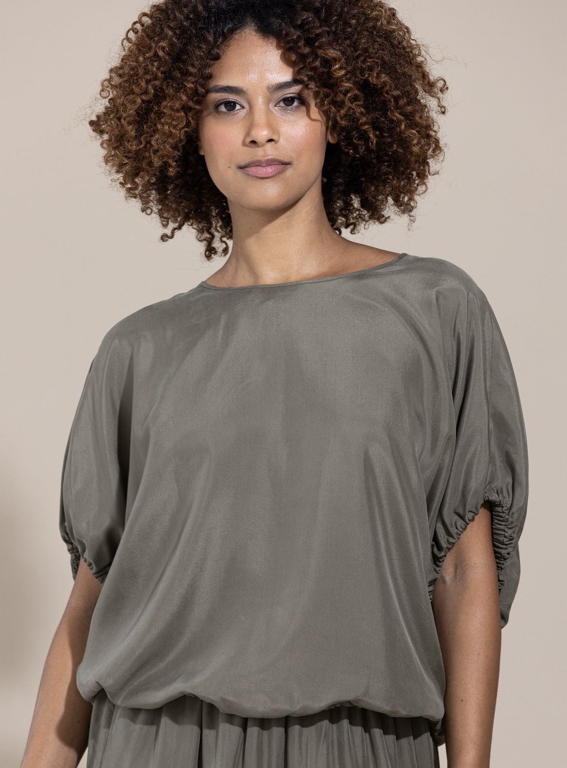 GO BUBBLE BLOUSE REDUX, Color: FATIGUE, SIZE: XS