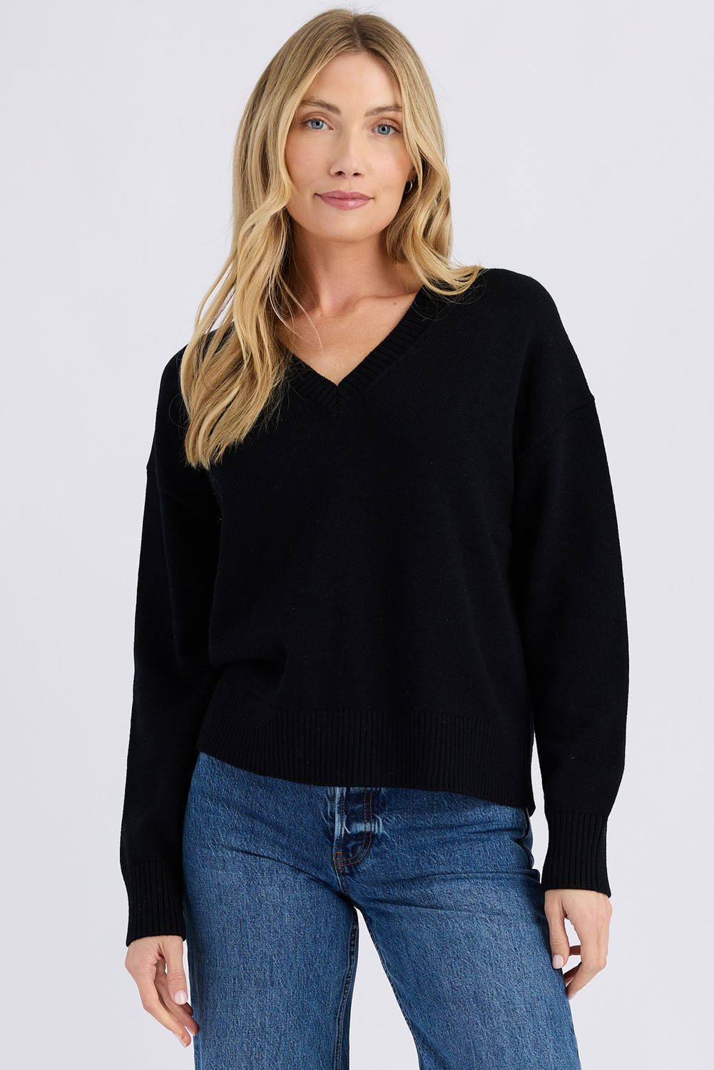 PALOMA VNECK, Color: BLACK, SIZE: XS