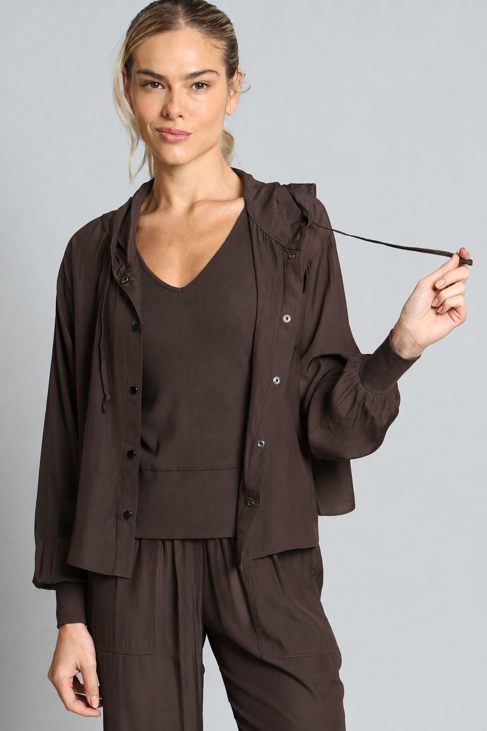 D SATIN CROPPED HOODIE, Color: MOLE, SIZE: XS