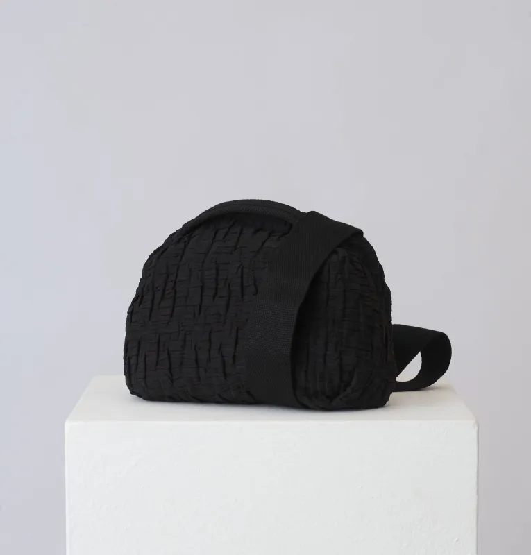 FRANKIE CROSSBODY BAG