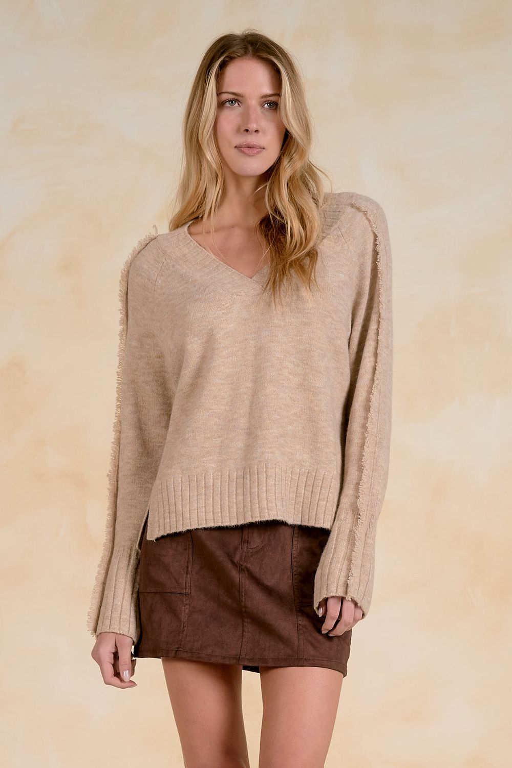 V-NECK FRAY SWEATER, Color: STONE, SIZE: XS