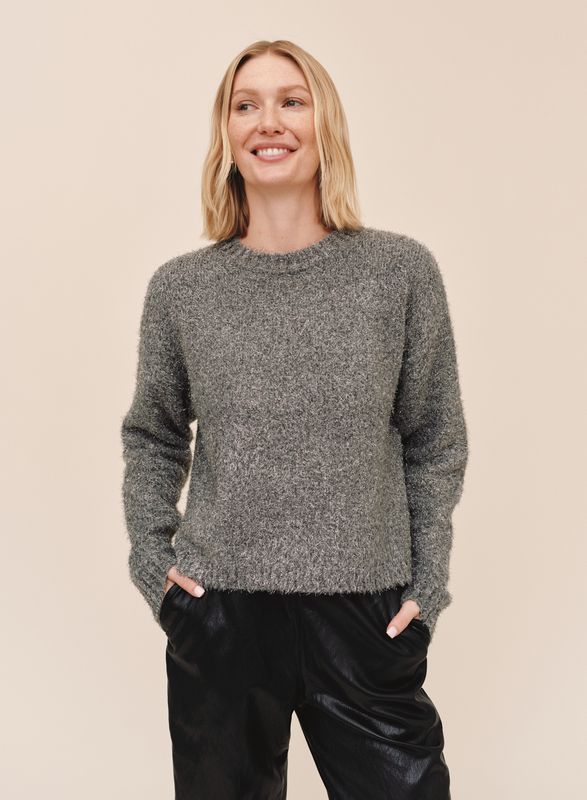 SLOUCHY SWEATER