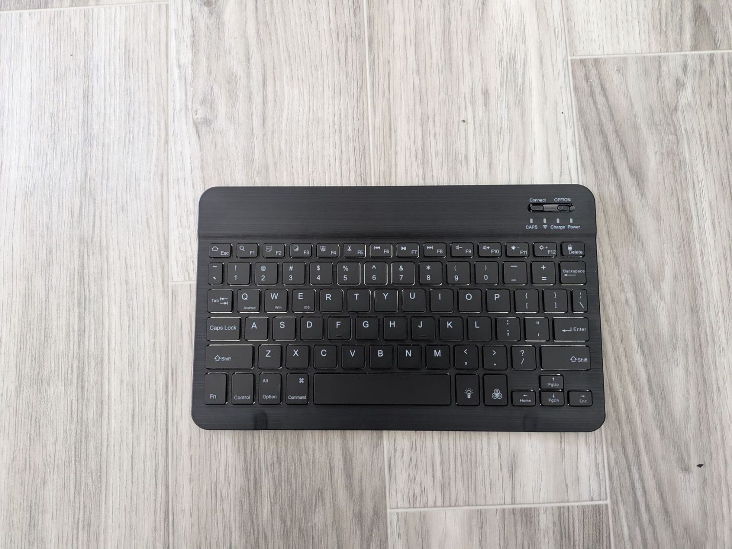 Clavier mini RGB sans fil Bluetooth de 10 pouces - Ergonomique