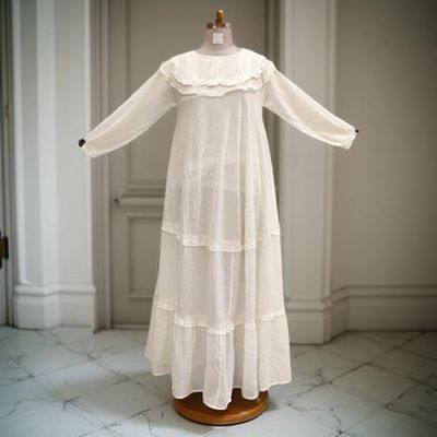 Raba Crystal Dress 150 AED