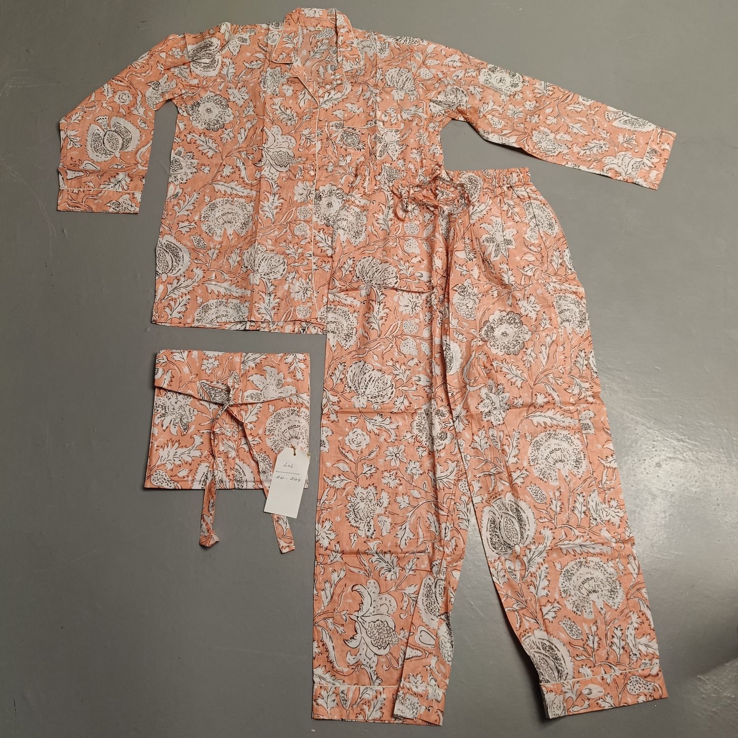 L-XL Cotton 39" Pajamas Set full sleeves