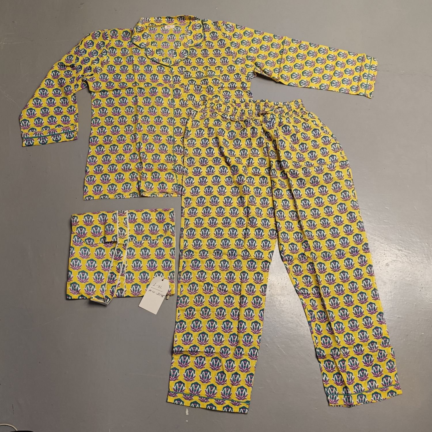 L-XL Cotton 39" Pajamas Set full sleeves
