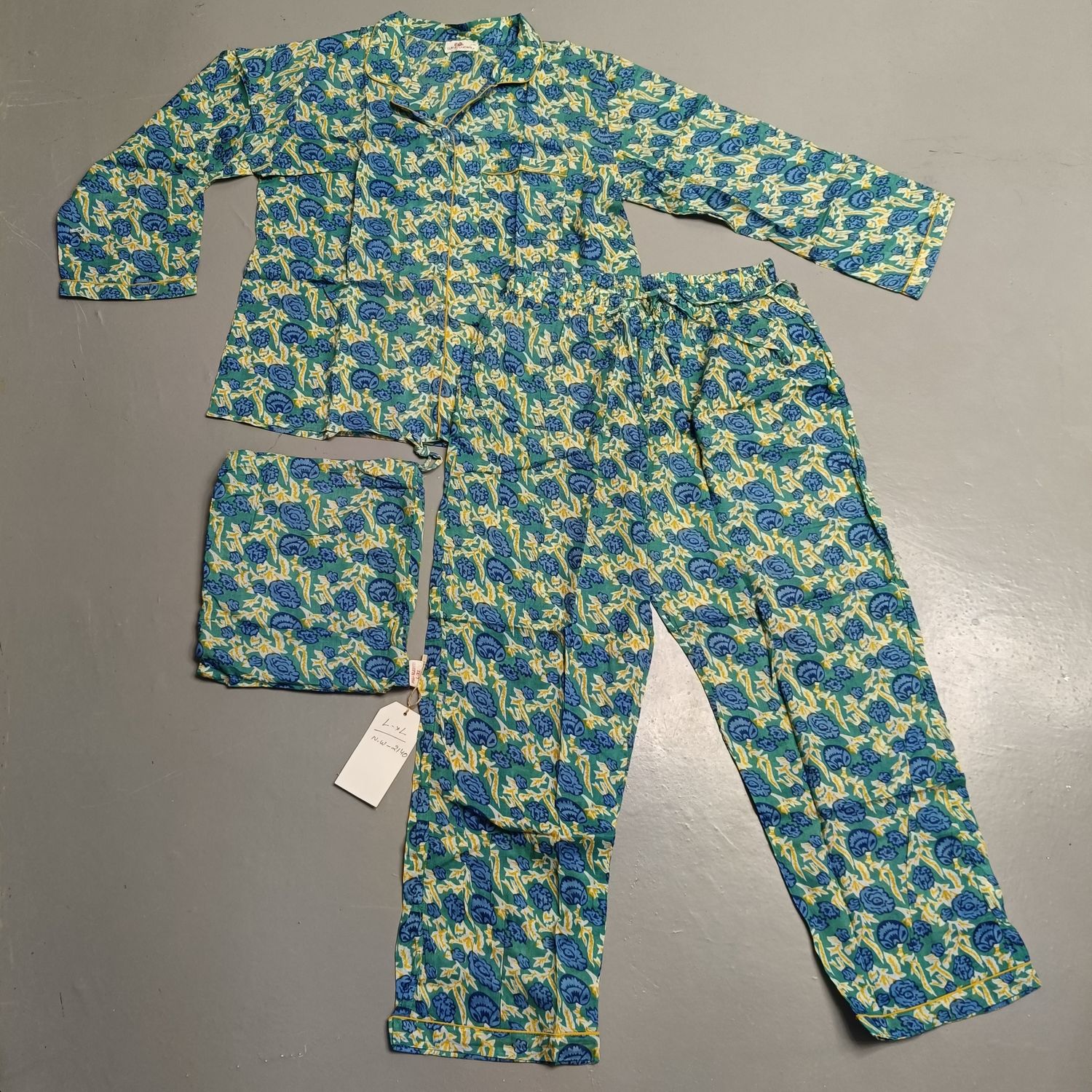 L-XL Cotton 39" Pajamas Set full sleeves