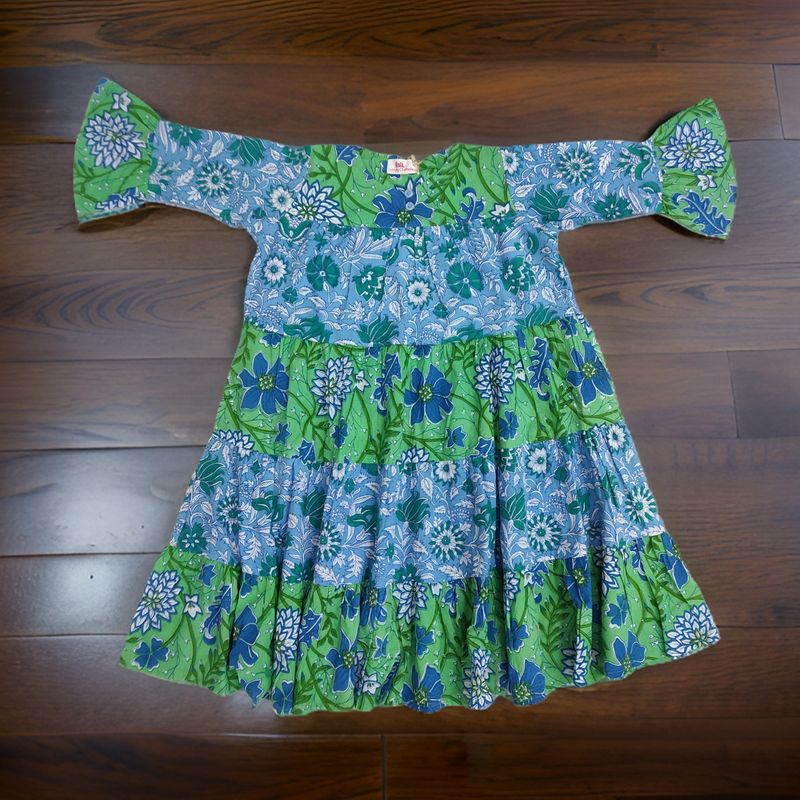 6-7 Year Green And Blue Moon Printed Cotton Girls Dress 38" Long Jalabiya