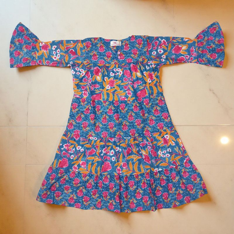 8-9 Year Blue And Pink Moon Printed Cotton Girls Dress 42" Long Jalabiya