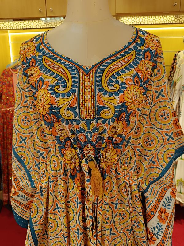 Free Size Farasha Crystal White Kaftan Cotton 56" Long Jalabiya