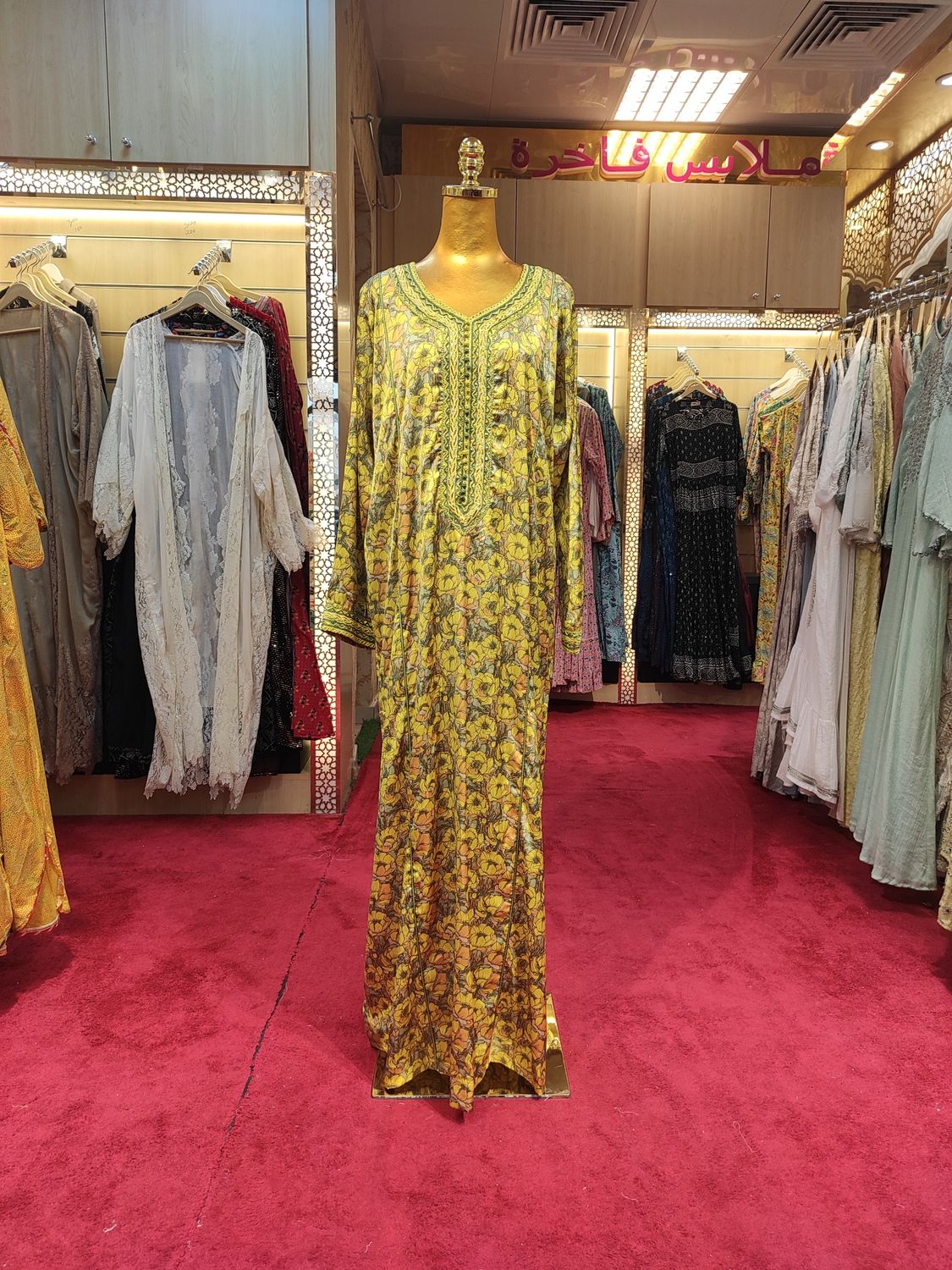 L/XL Hareer Khayaat Mukhawar Ready to wear 58"Long