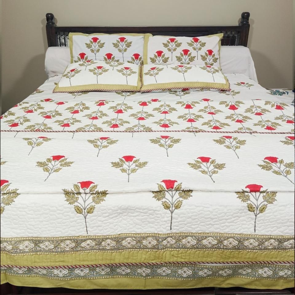 Palm Luxury- King Size Bedding Set: Bedsheet + Bedcover + 4 Pillows