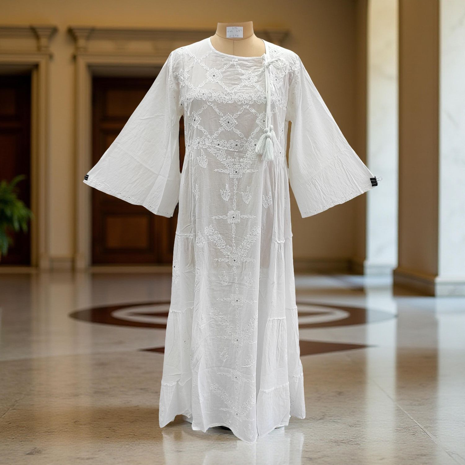 L/XL Cindrella embroidery Cotton Dress 57" Long Jalabiya