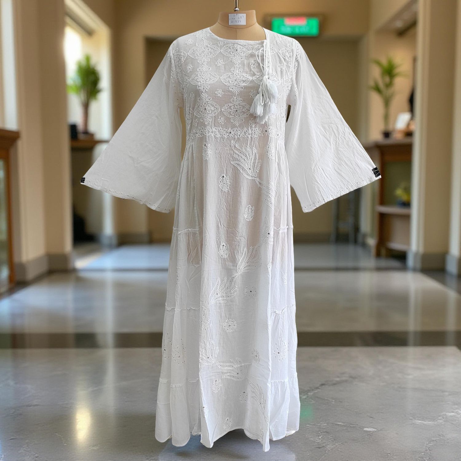 S/M Cindrella Embroidery Cotton Dress 57" Long Jalabiya