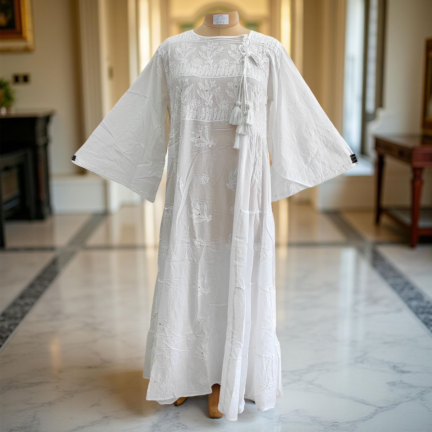 L/XL Cindrella embroidery Cotton Dress 57" Long Jalabiya