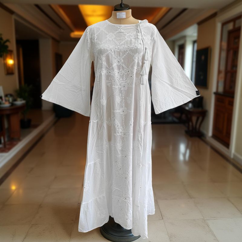L/XL Cindrella embroidery Cotton Dress 57" Long Jalabiya