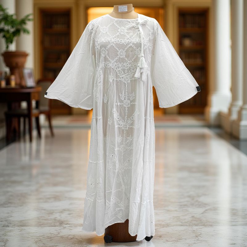 L/XL Cindrella embroidery Cotton Dress 57" Long Jalabiya