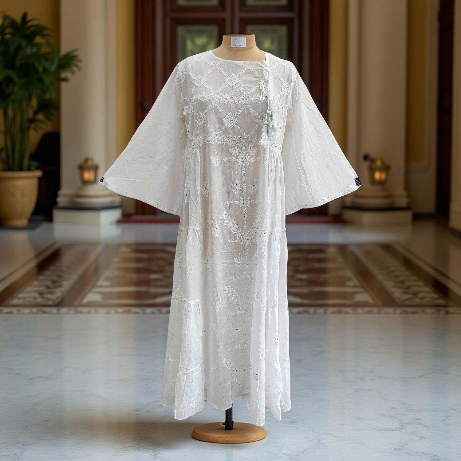 L/XL Cindrella embroidery Cotton Dress 57" Long Jalabiya