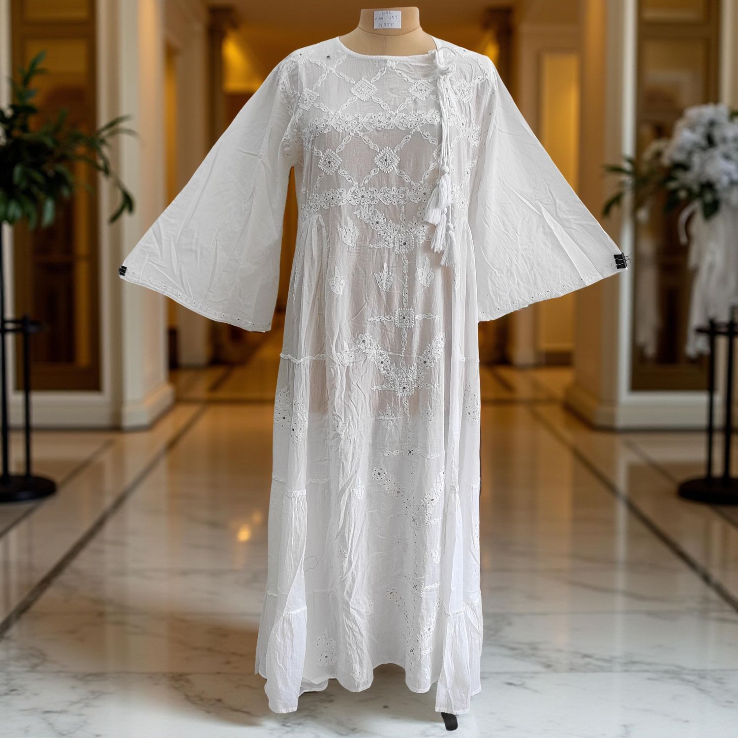 L/XL Cindrella embroidery Cotton Dress 57" Long Jalabiya