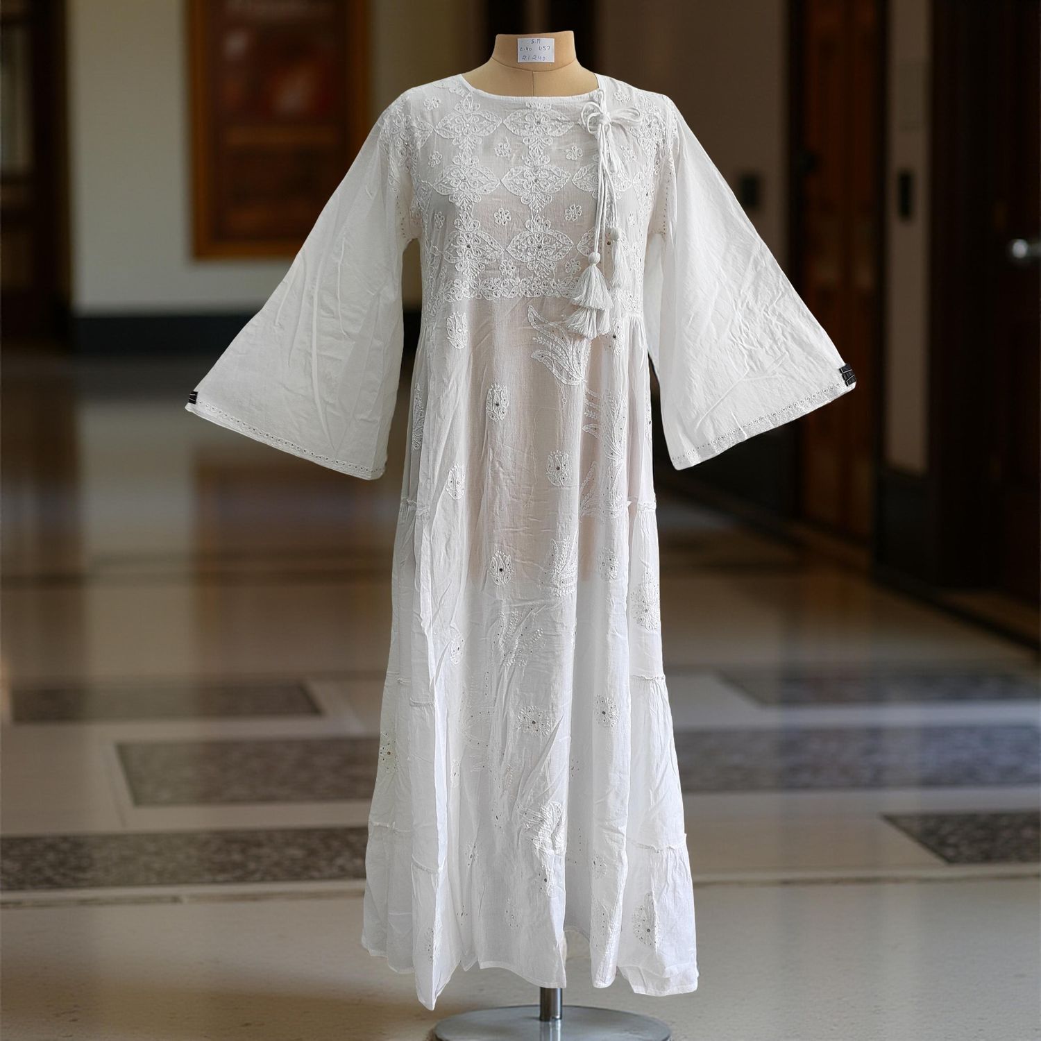 S/M Cindrella Embroidery Cotton Dress 57" Long Jalabiya