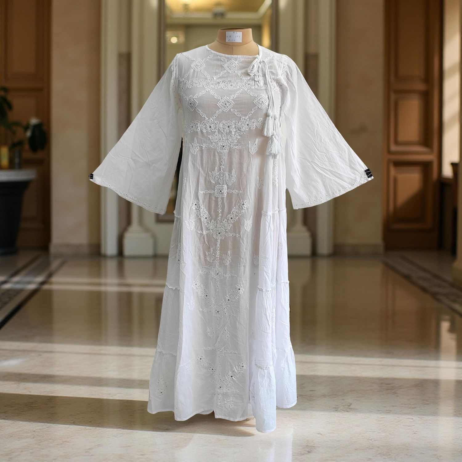 XS/S Embroidery Cindrella White Plain Cotton Dress 54" Long Jalabiya