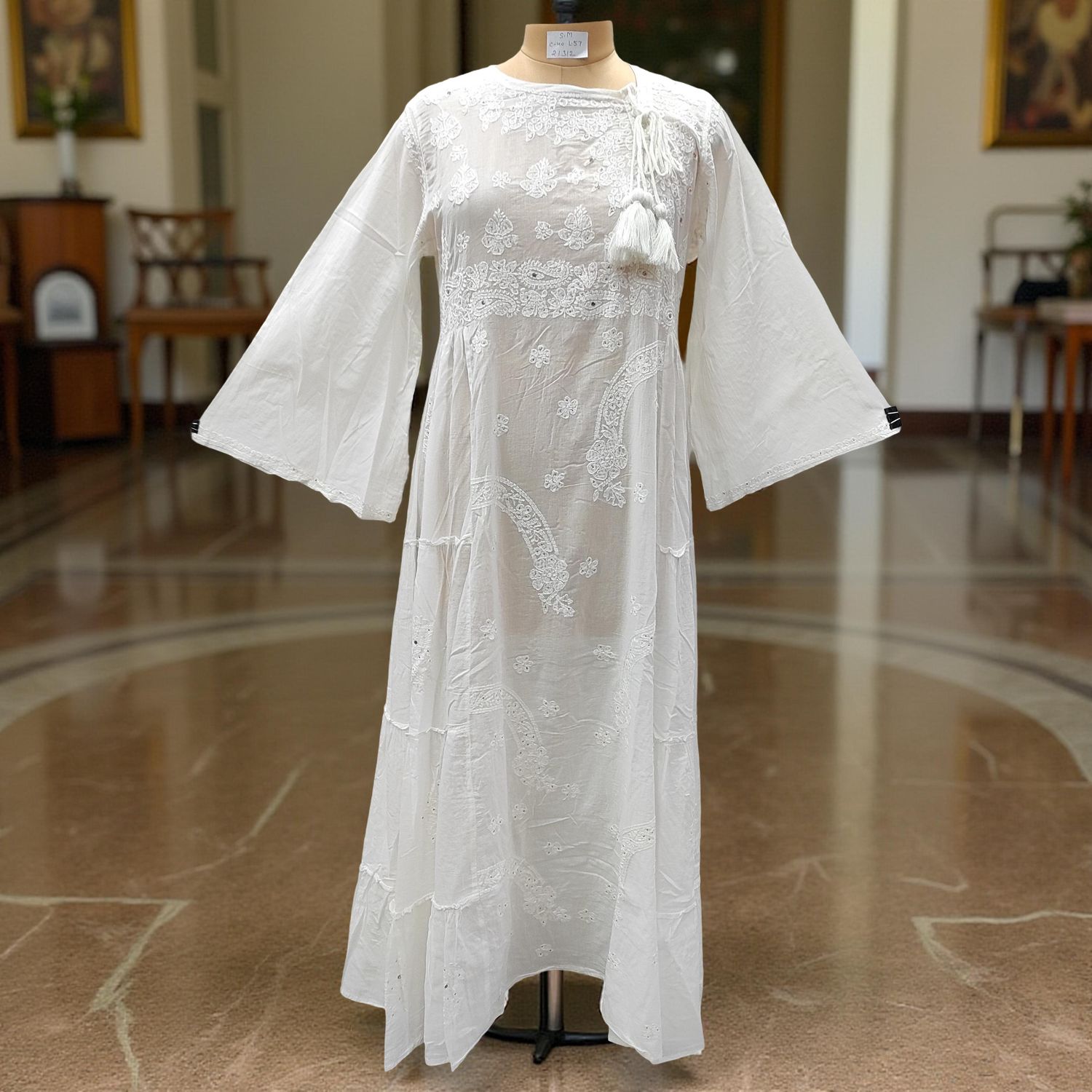 S/M Cindrella Embroidery Cotton Dress 57" Long Jalabiya