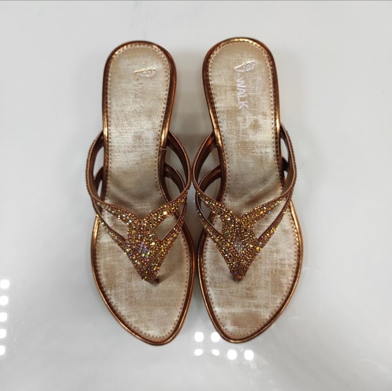 Indian sleeper Style  Size 39