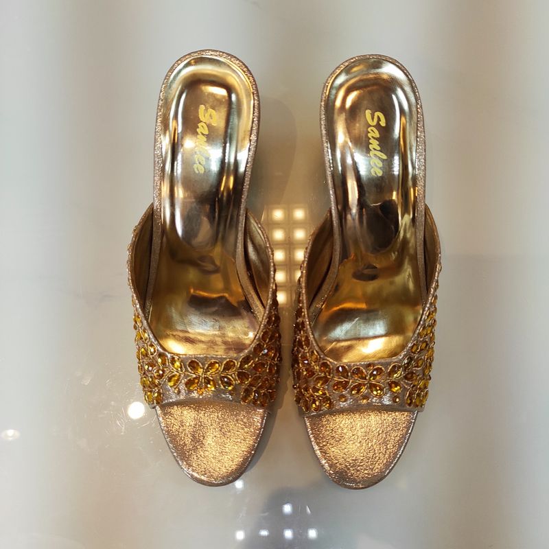 Indian Sleeper Size - 36