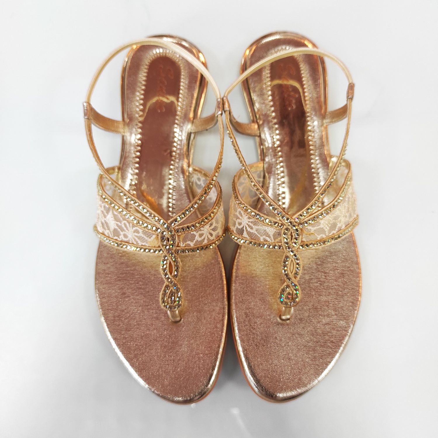 Indian Sleeper 01 Size 37