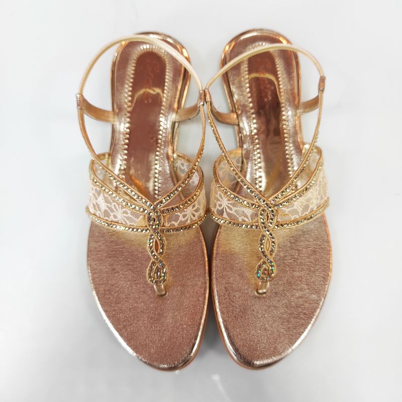 Indian Sleeper 01 Size 37