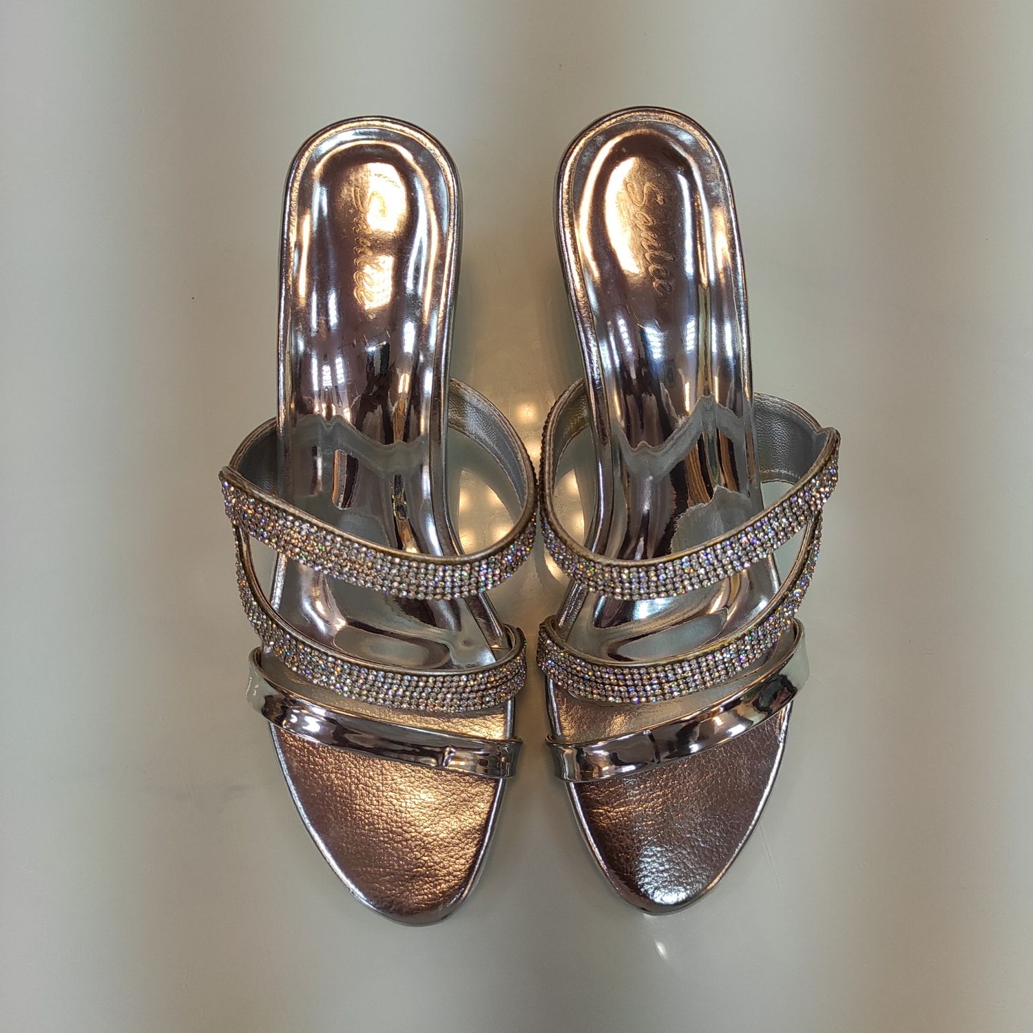 Indian Sleeper 01 Size 37