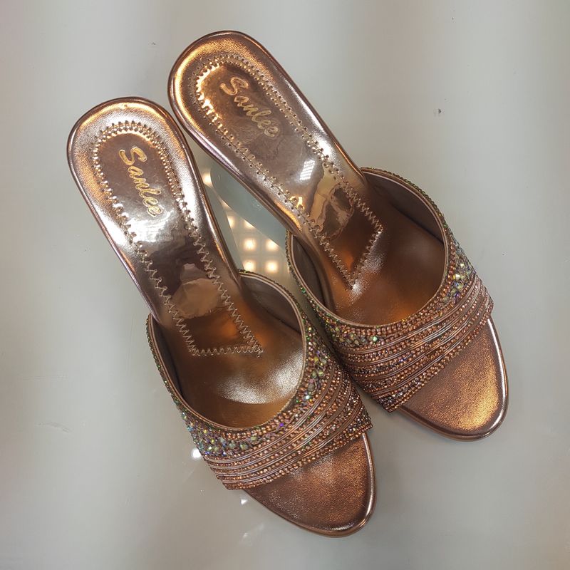 Sahara Heels Handcrafted Indian Sandals - Size 37