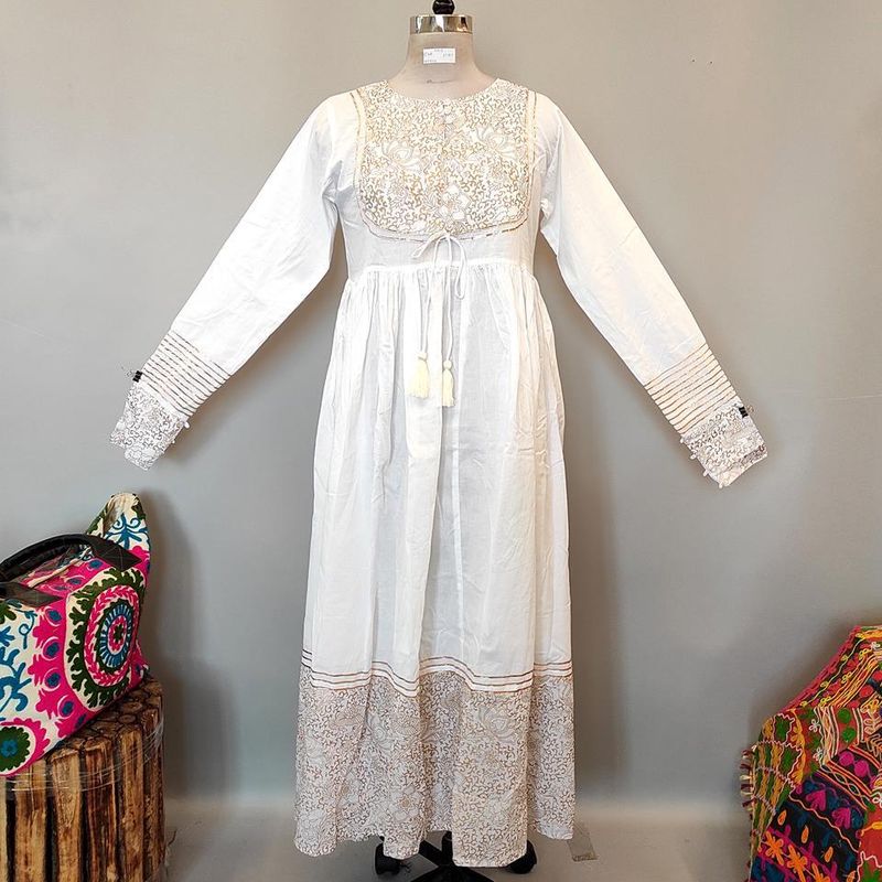 XS/S Bahisa White Golden Cotton Dress 54" Long Jalabiya